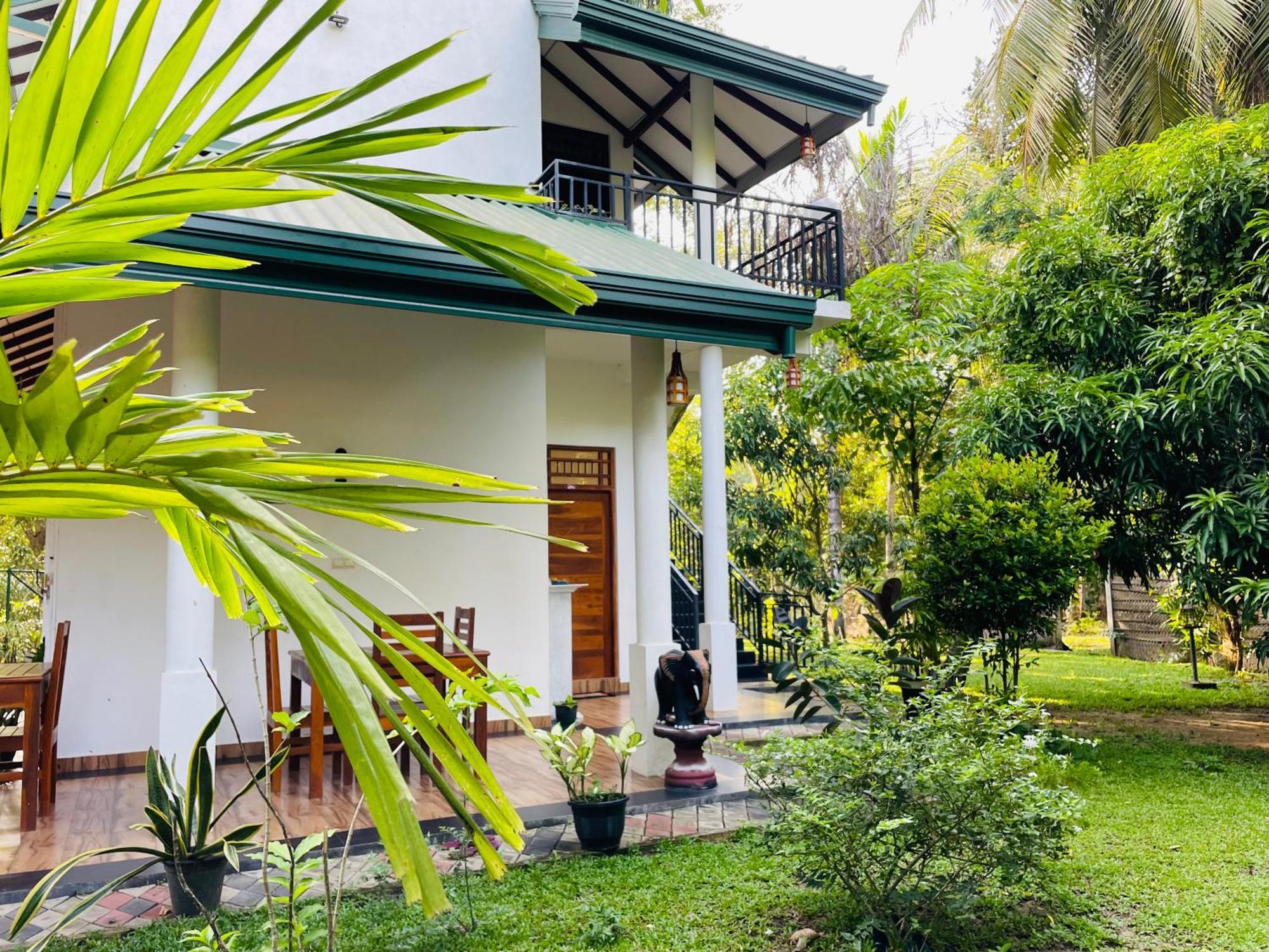Yala Safari River View Hotel ティッサマハーラーマ エクステリア 写真