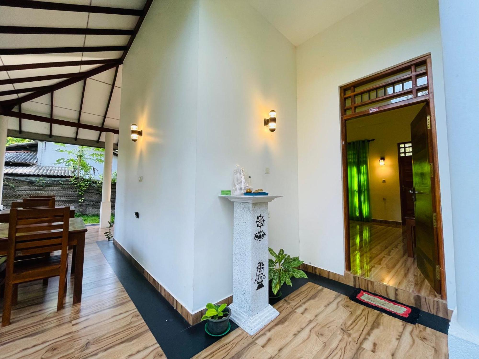 Yala Safari River View Hotel ティッサマハーラーマ エクステリア 写真